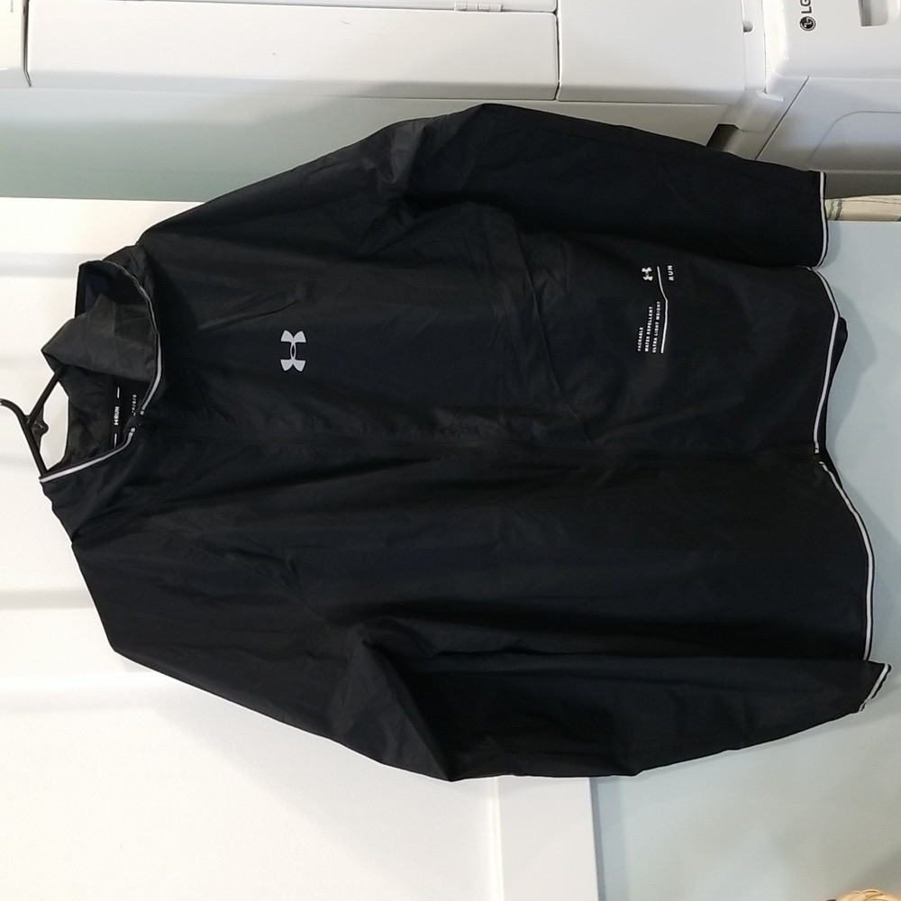 NWOT Under Armour Running jacket